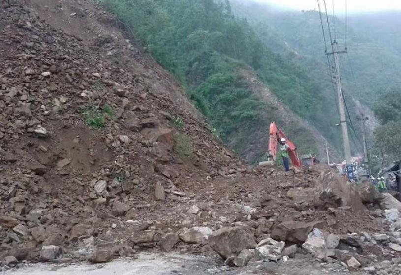 नारायणगढ–मुग्लिन सडकखण्ड एकतर्फी सञ्चालनमा